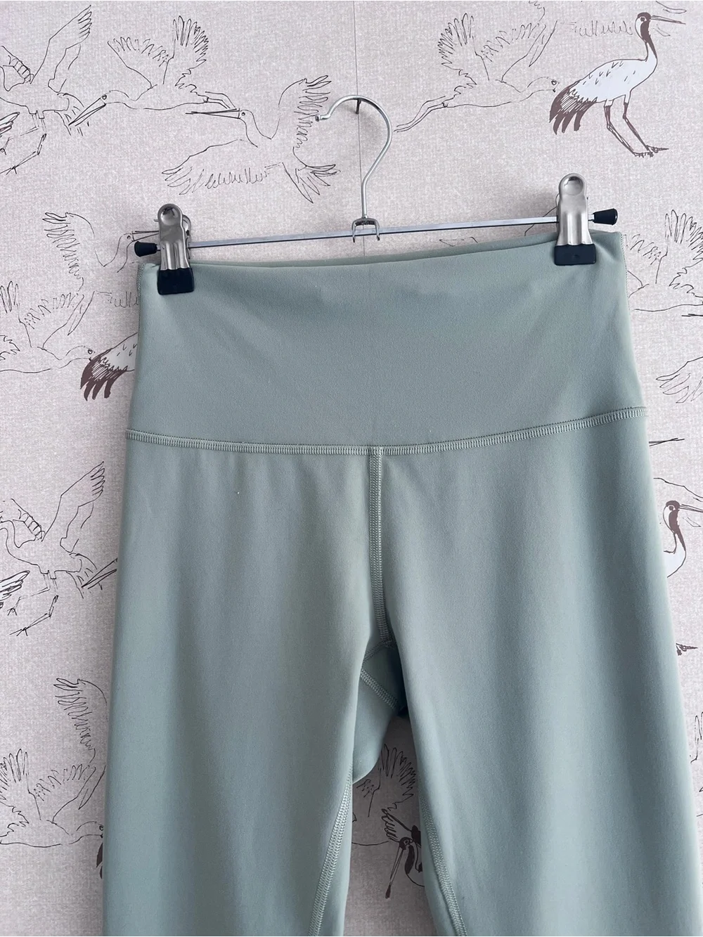 Lululemon wunder train tights 25” misty green